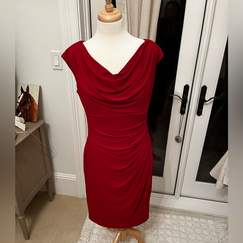Sexy, pump red Cowell Neck, Lauren by Ralph Lauren dress